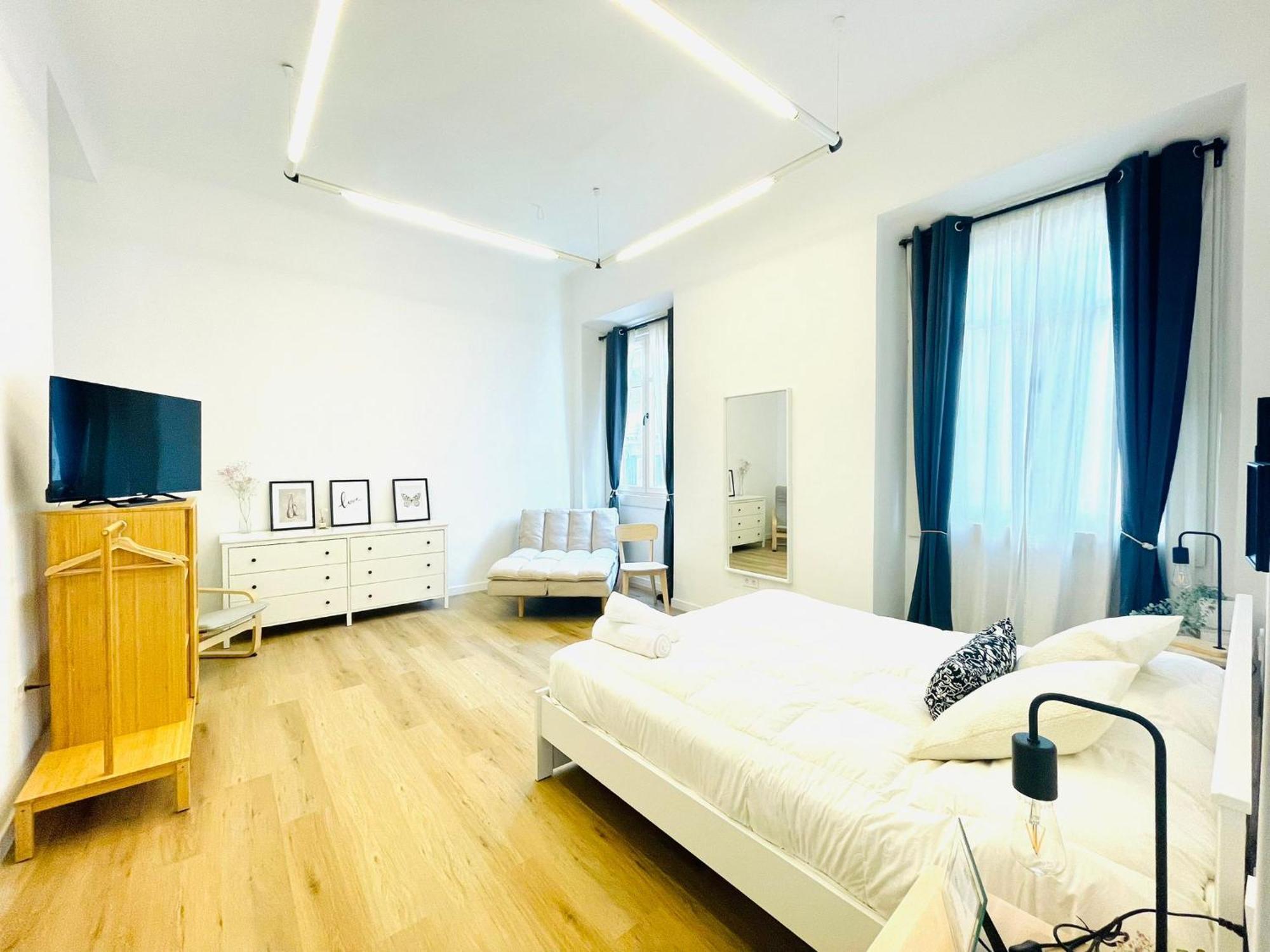 Suites Larios マラガ エクステリア 写真